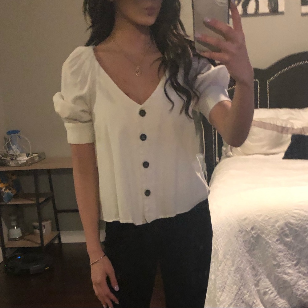 Short sleeve Zara puffer top!
